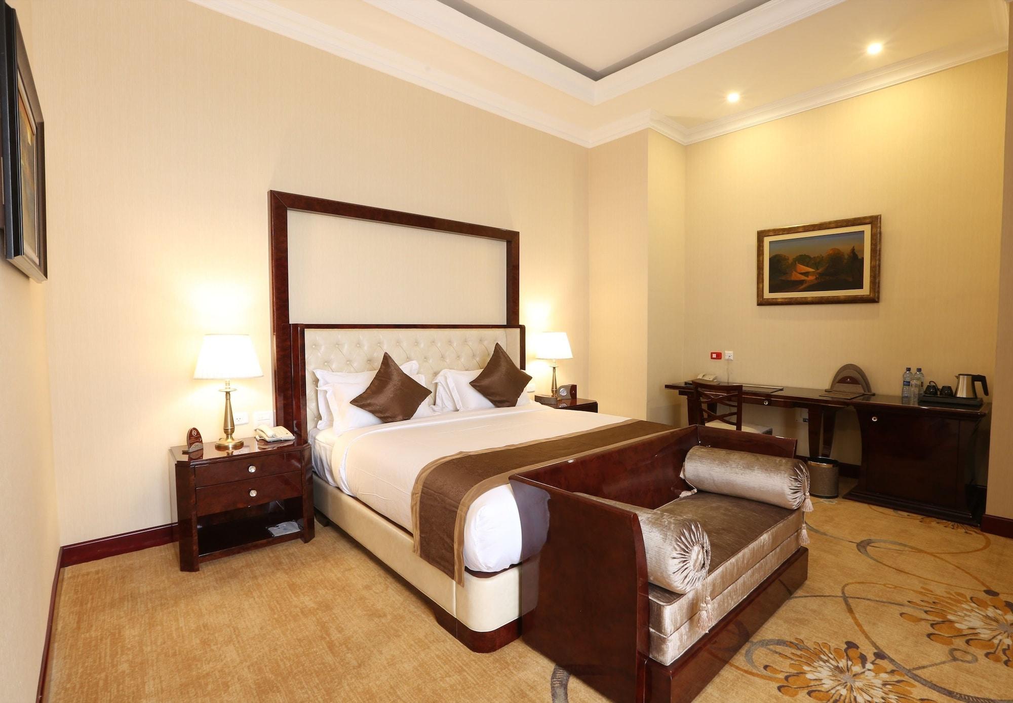 Sapphire Addis Hotel Exterior photo