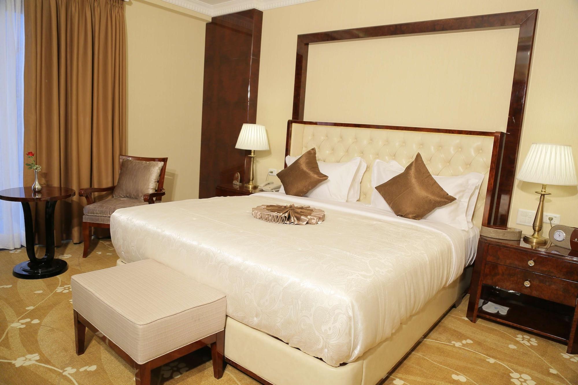 Sapphire Addis Hotel Exterior photo
