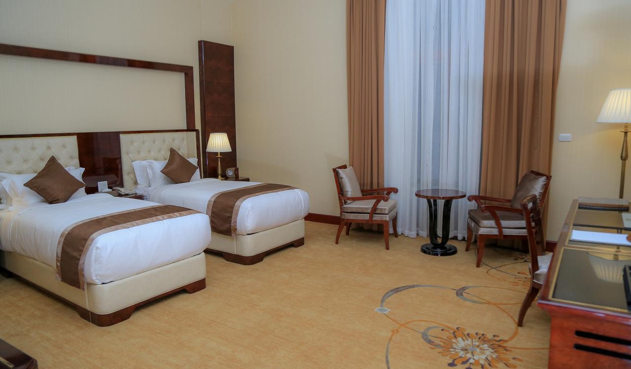 Sapphire Addis Hotel Exterior photo