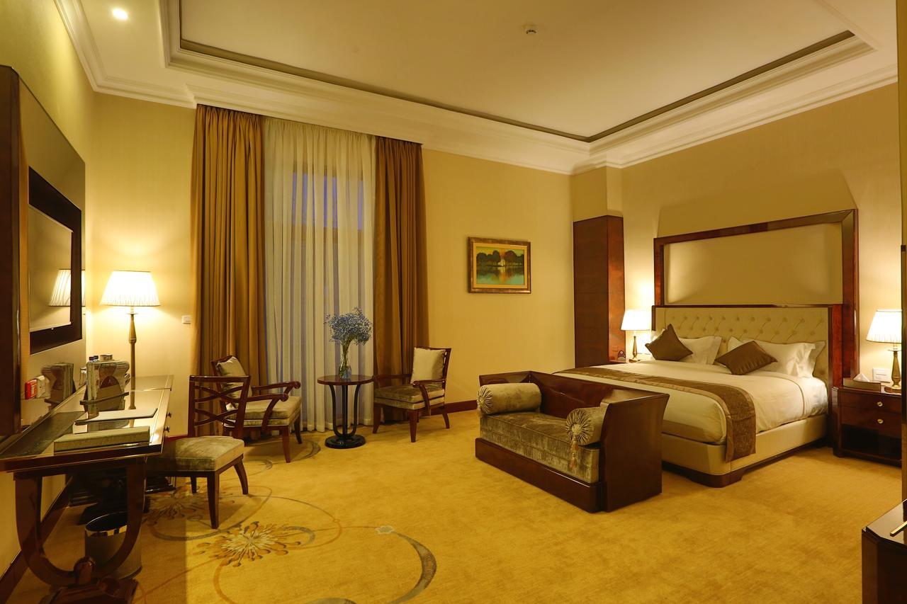 Sapphire Addis Hotel Exterior photo