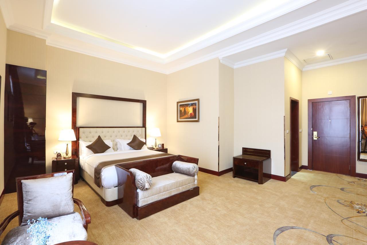 Sapphire Addis Hotel Exterior photo