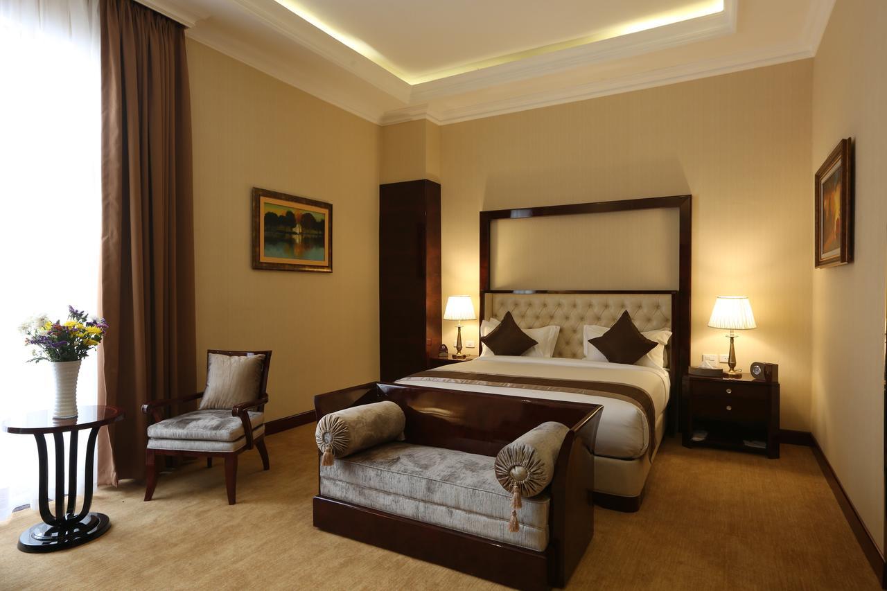 Sapphire Addis Hotel Exterior photo