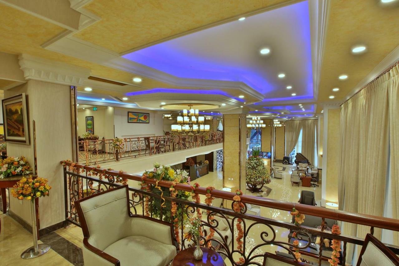 Sapphire Addis Hotel Exterior photo