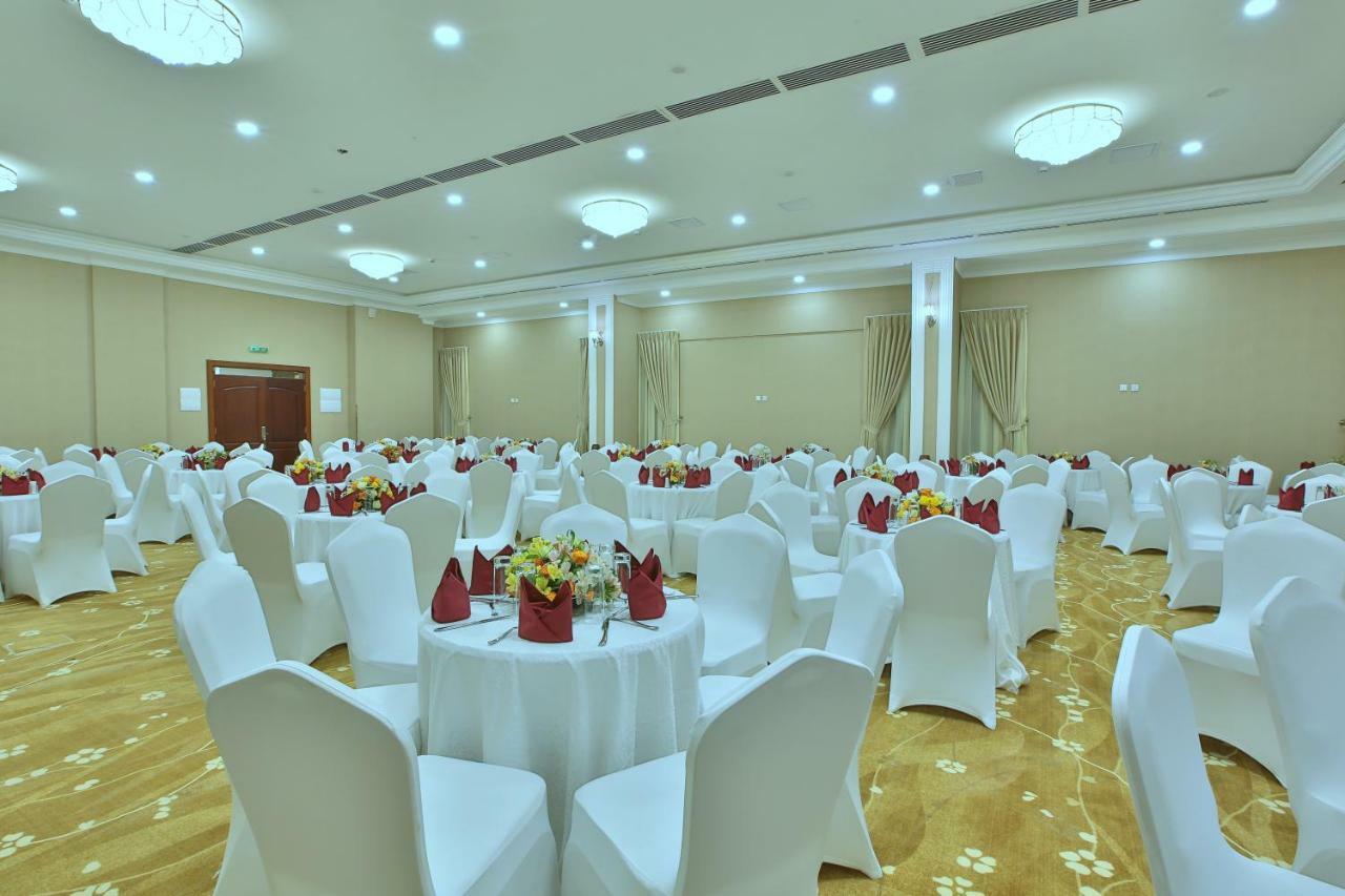Sapphire Addis Hotel Exterior photo